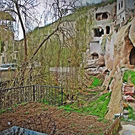 Hilem Cave House Hotel Ayvali