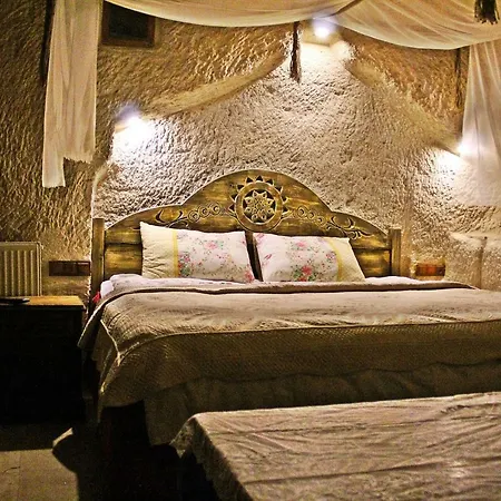 Hilem Cave House Hotel Ayvali